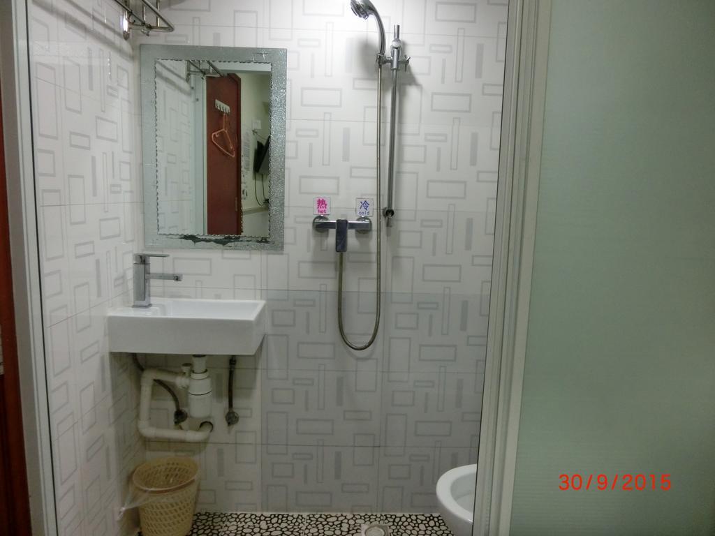 Li Cheng Guesthouse Hong Kong Oda fotoğraf